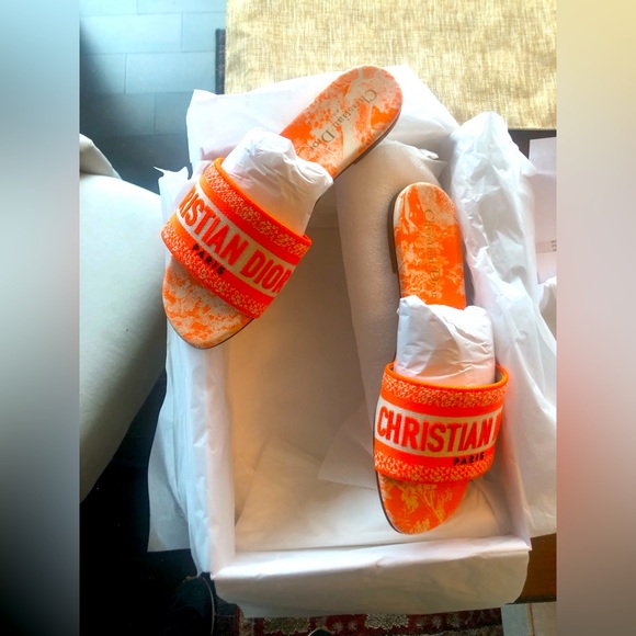 SOLD-BNIB Christian Dior Neon Orange D-Way Slides 37 - Picture 1 of 9